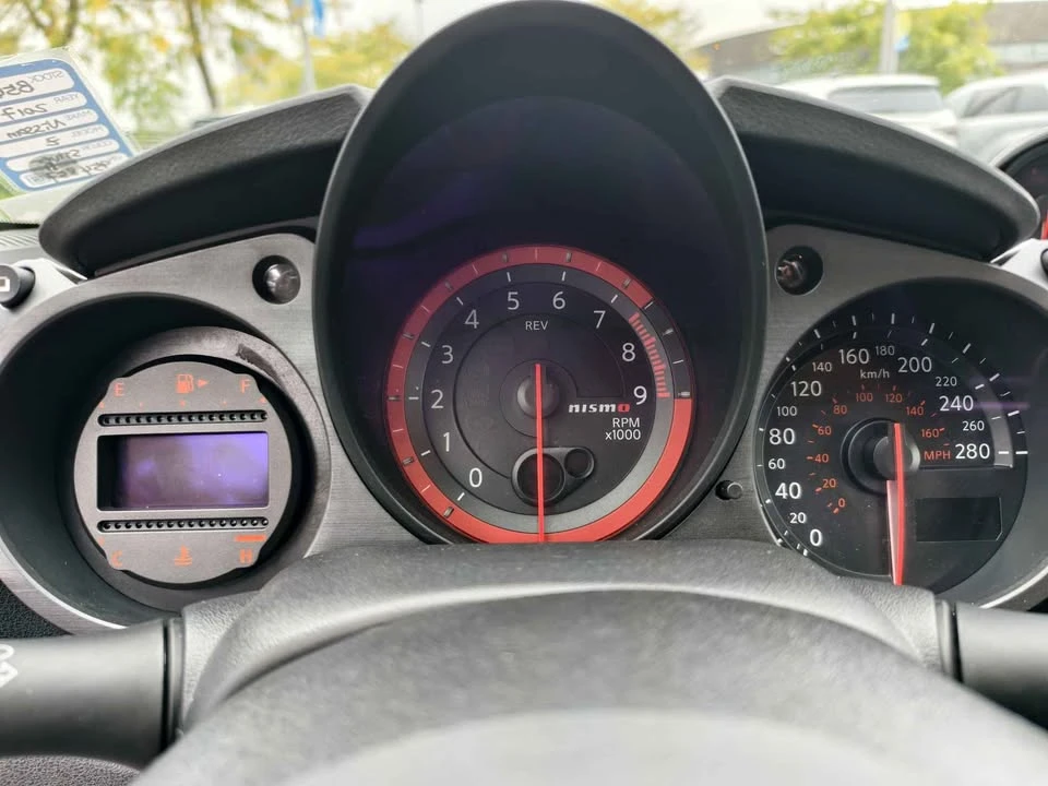 2017 Nissan 370Z 6th Gen - Image 6 of 10