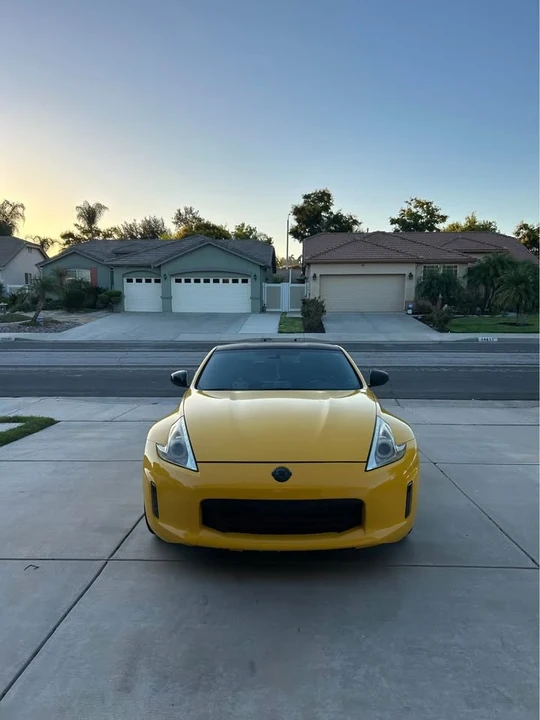 2017 Nissan 370Z 6th Gen - Image 2 of 6
