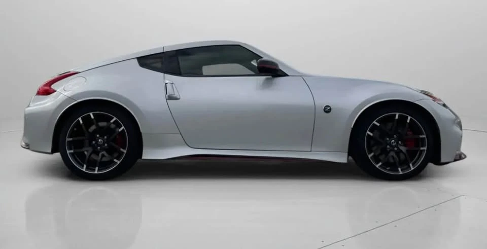 2017 Nissan 370Z 6th Gen - Image 5 of 9