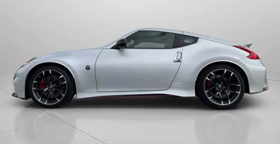 2017 Nissan 370Z 6th Gen - Image 2 of 9