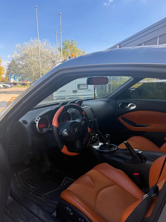 2017 Nissan 370Z 6th Gen - Image 6 of 10