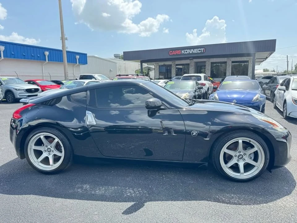 2017 Nissan 370Z 6th Gen - Image 6 of 16