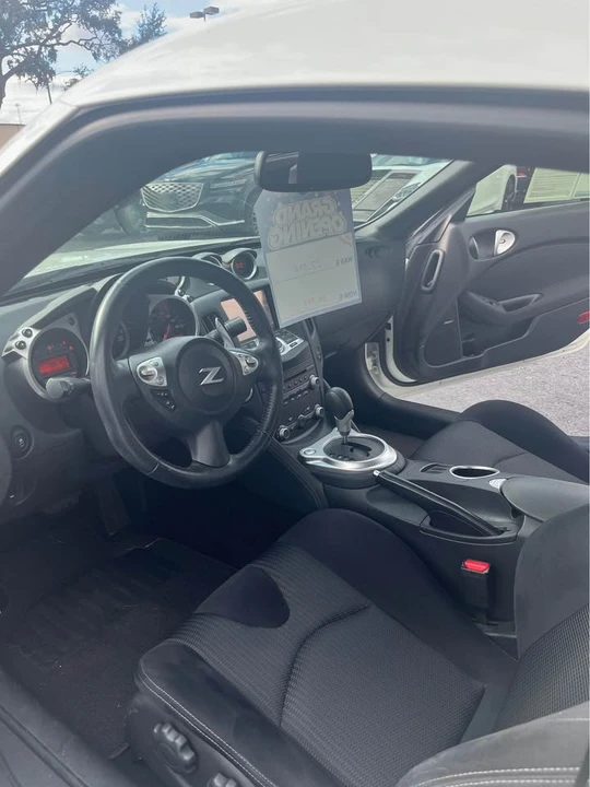 2017 Nissan 370Z 6th Gen - Image 4 of 5