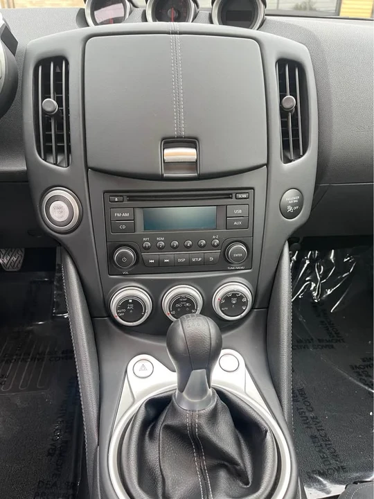 2017 Nissan 370Z 6th Gen - Image 6 of 6