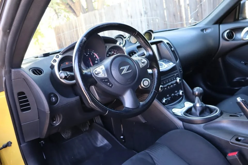 2017 Nissan 370Z 6th Gen - Image 6 of 10
