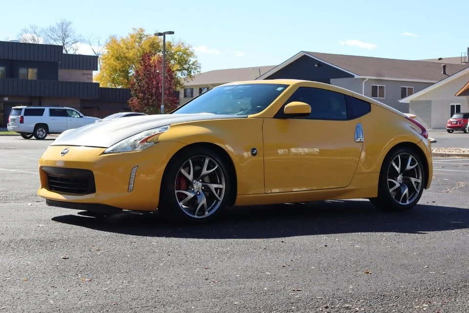 2017 Nissan 370Z 6th Gen - Image 4 of 10