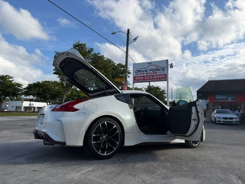 2017 Nissan 370Z 6th Gen - Image 6 of 14