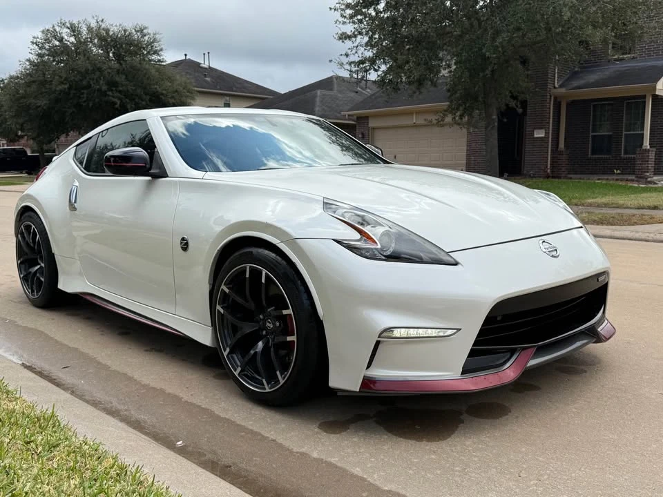 2017 Nissan 370Z 6th Gen - Image 2 of 14