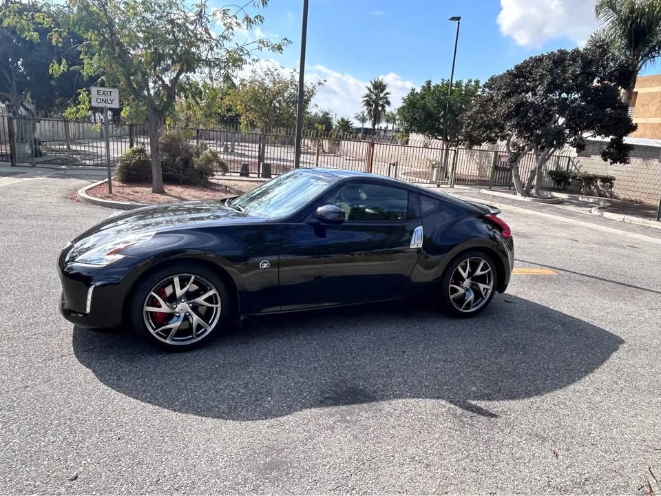 2017 Nissan 370Z 6th Gen - Image 9 of 12