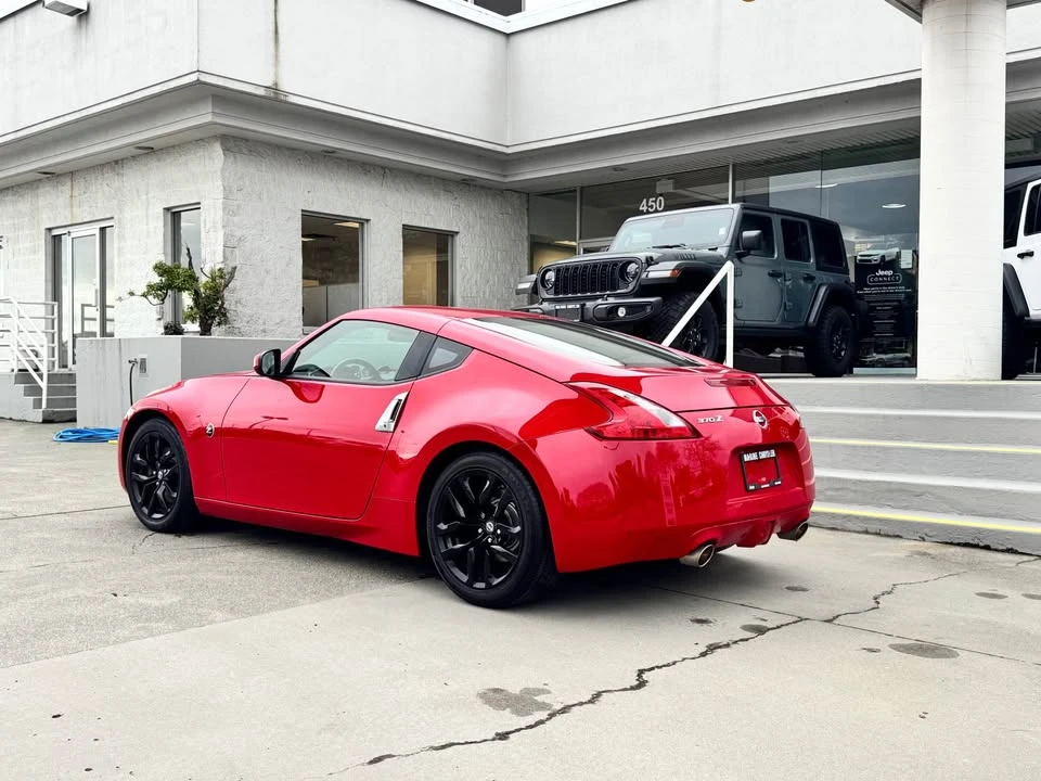 2017 Nissan 370Z 6th Gen - Image 4 of 9