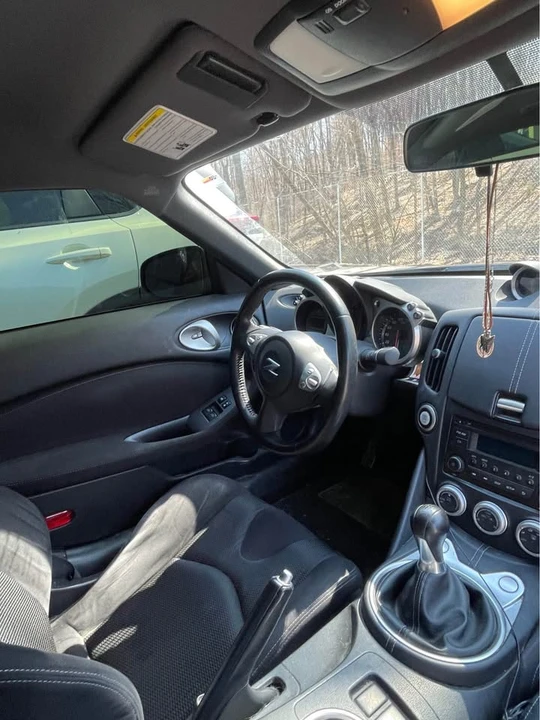 2017 Nissan 370Z 6th Gen - Image 6 of 8