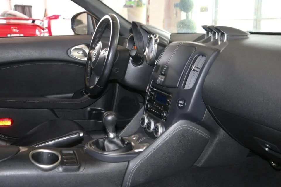2017 Nissan 370Z 6th Gen - Image 8 of 17