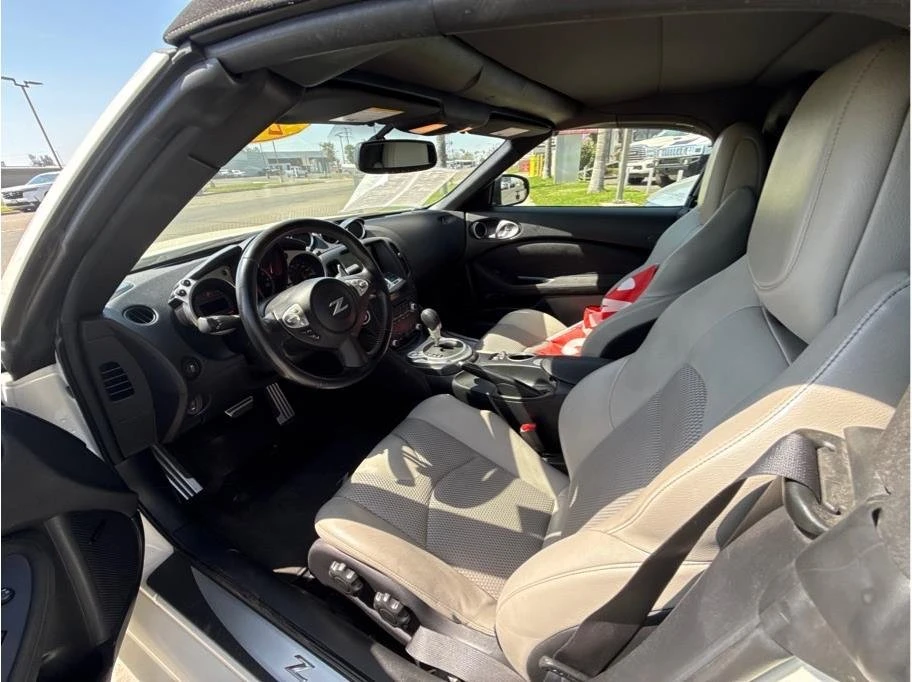 2017 Nissan 370Z 6th Gen - Image 7 of 11