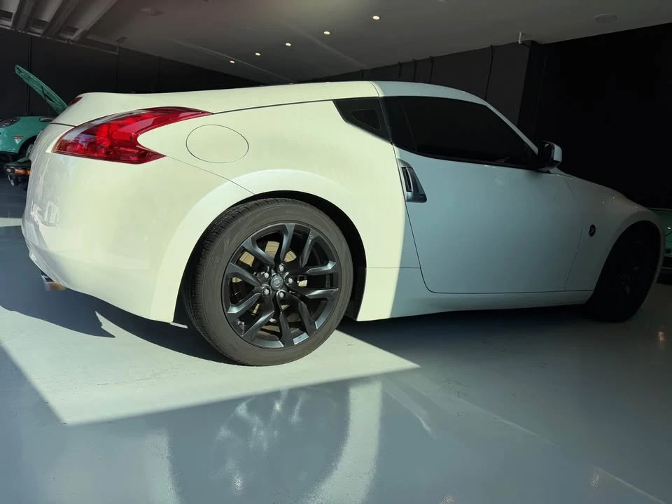 2017 Nissan 370Z 6th Gen - Image 5 of 15