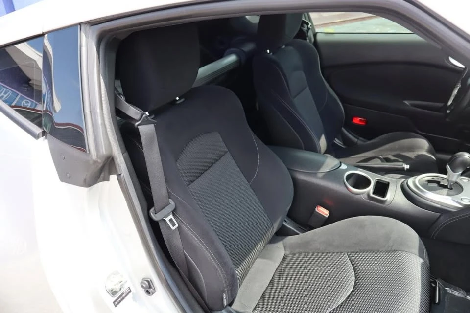 2017 Nissan 370Z 6th Gen - Image 9 of 19