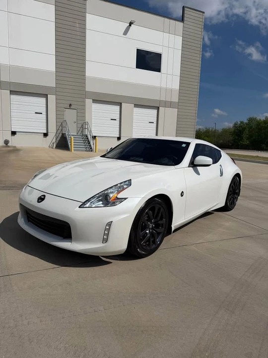 2017 Nissan 370Z 6th Gen - Image 2 of 16