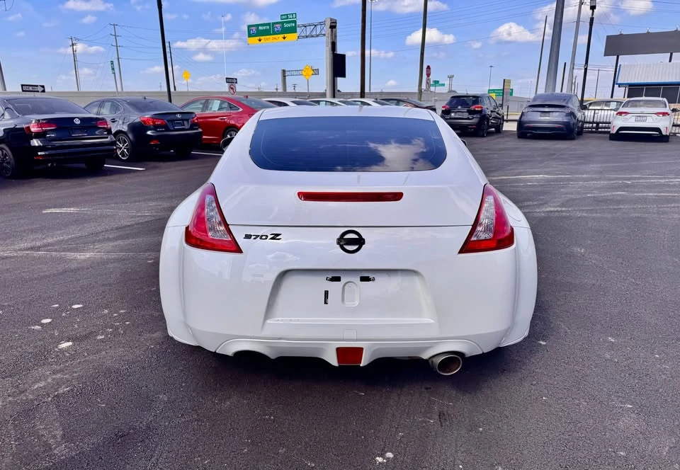 2017 Nissan 370Z 6th Gen - Image 8 of 15