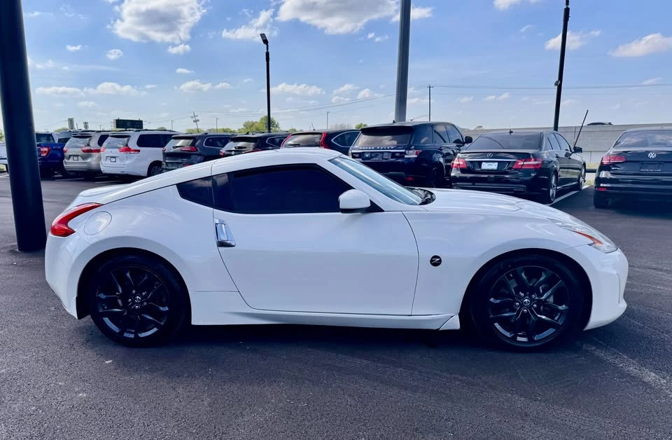 2017 Nissan 370Z 6th Gen - Image 10 of 15