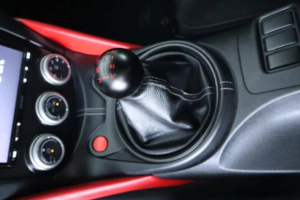 2017 Nissan 370Z 6th Gen - Image 19 of 20