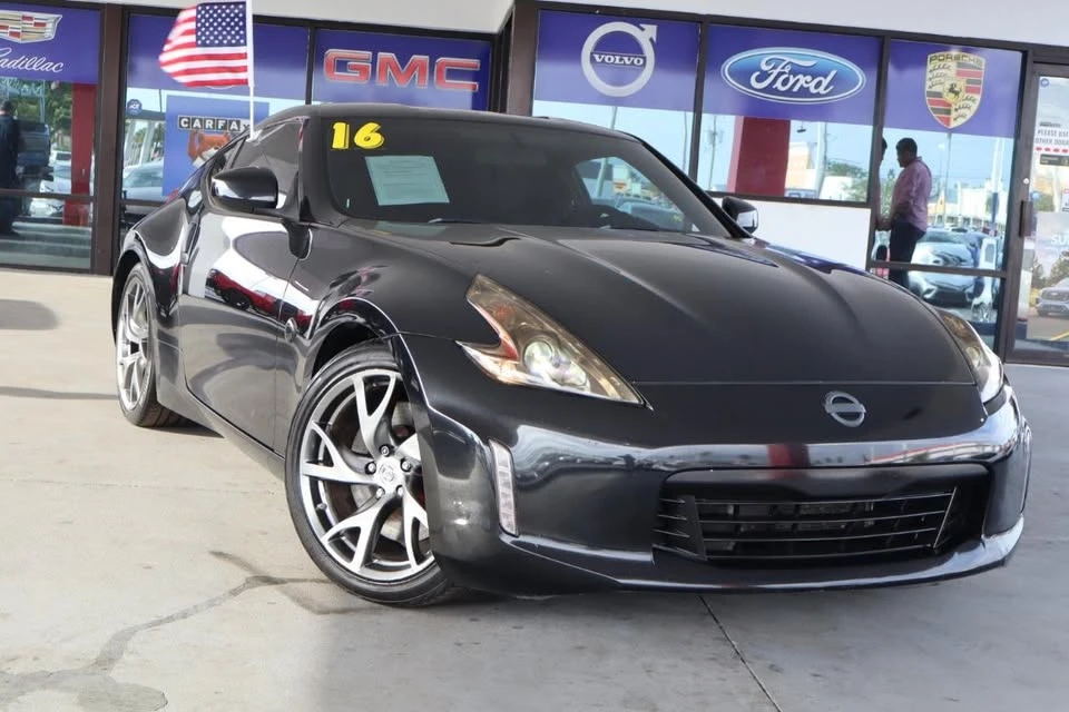 2017 Nissan 370Z 6th Gen - Image 2 of 20