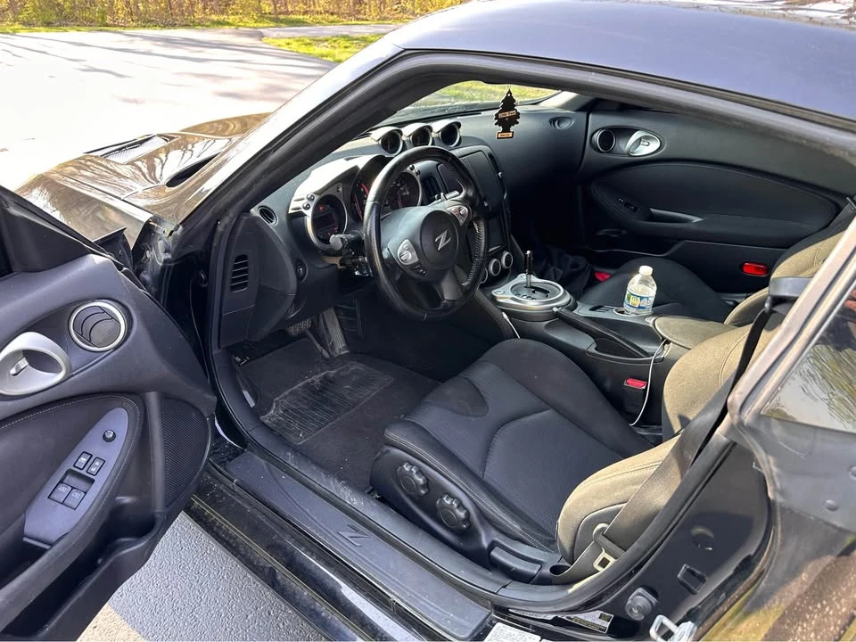 2017 Nissan 370Z 6th Gen - Image 9 of 12