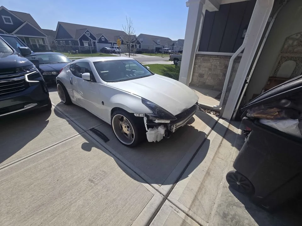 2017 Nissan 370Z 6th Gen - Image 3 of 11