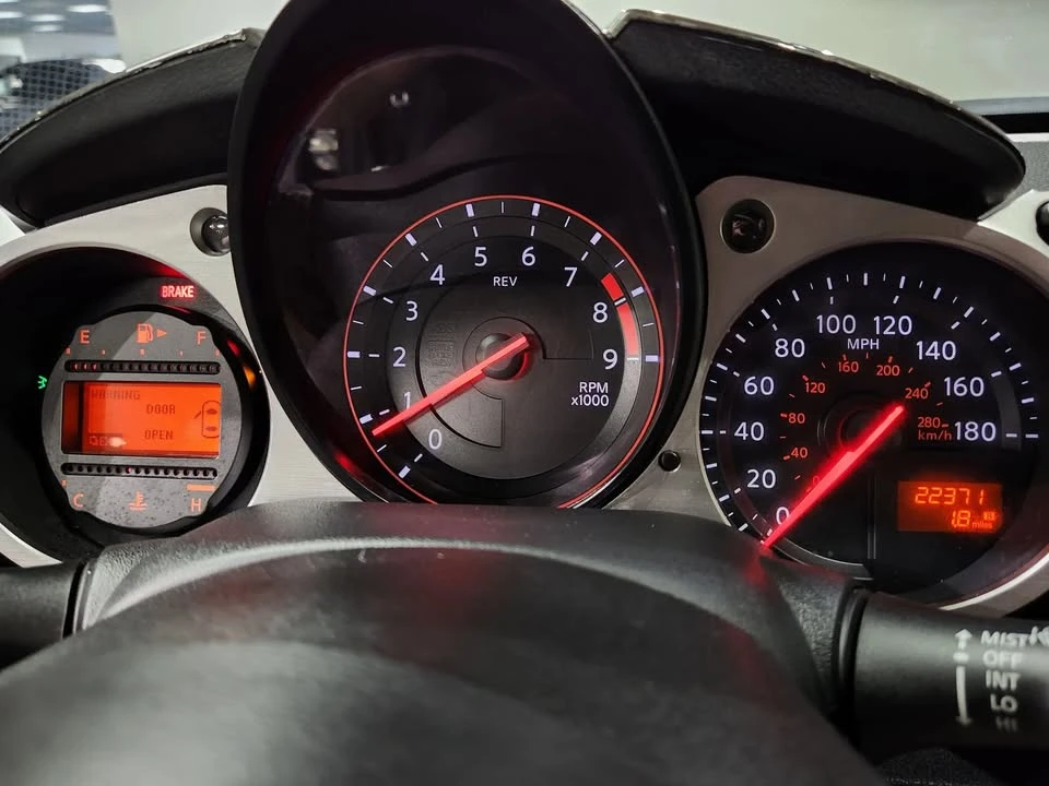2017 Nissan 370Z 6th Gen - Image 17 of 20