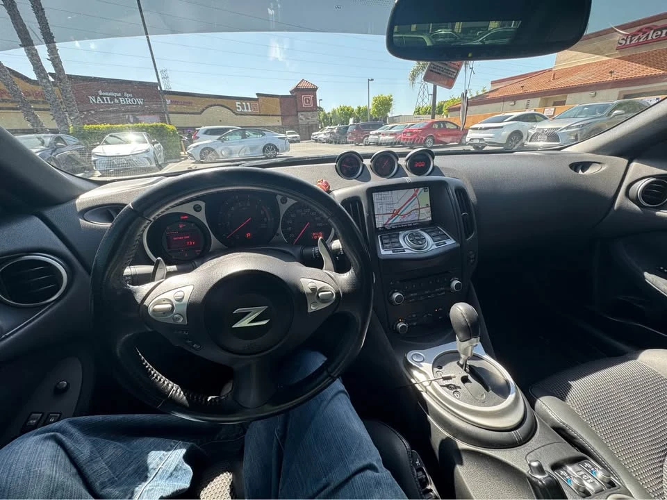 2017 Nissan 370Z 6th Gen - Image 6 of 7