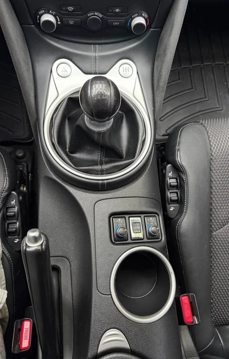 2017 Nissan 370Z 6th Gen - Image 6 of 9