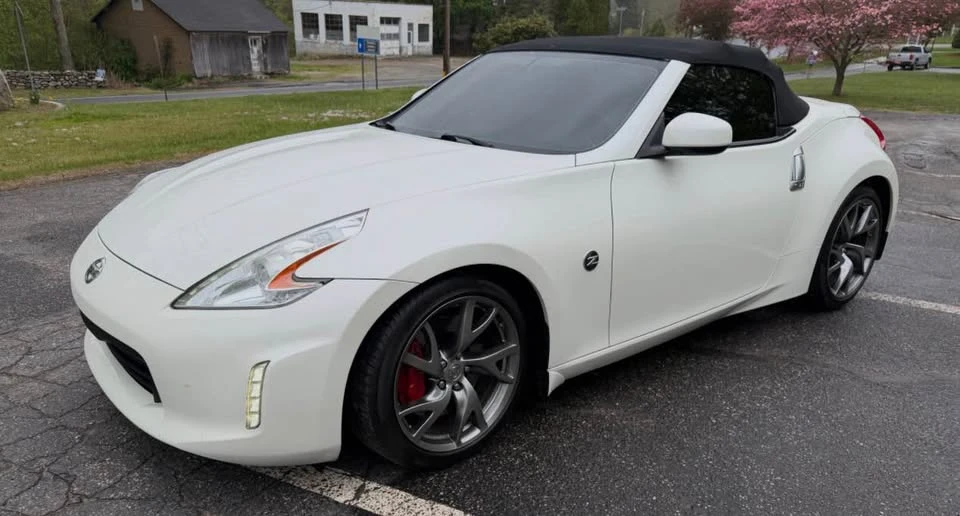 2017 Nissan 370Z 6th Gen - Image 3 of 9