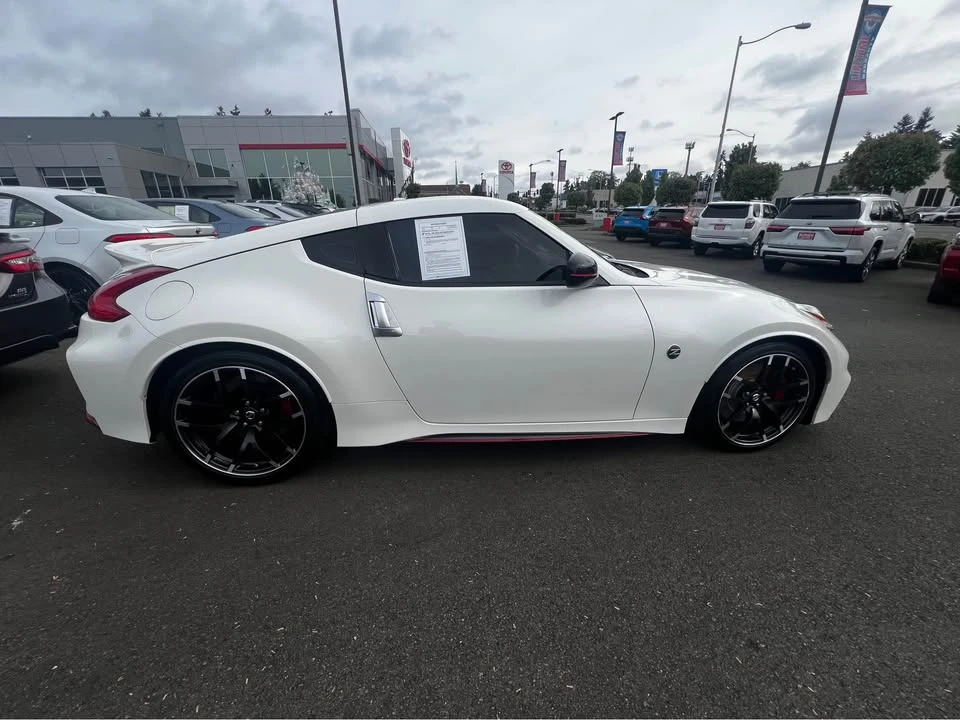 2017 Nissan 370Z 6th Gen - Image 8 of 8