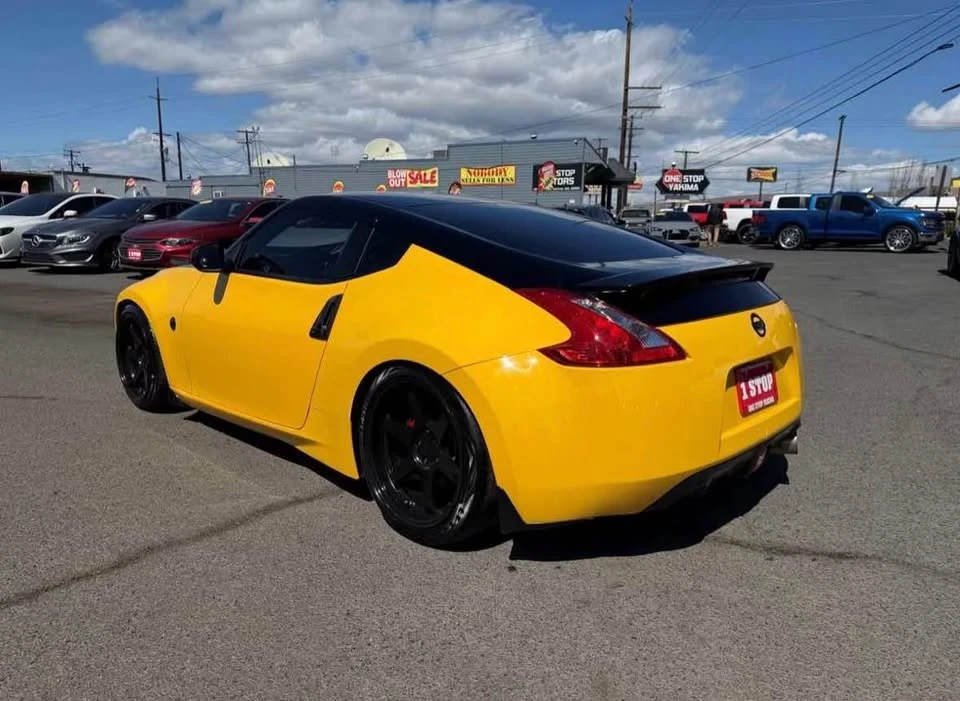 2017 Nissan 370Z 6th Gen - Image 4 of 5