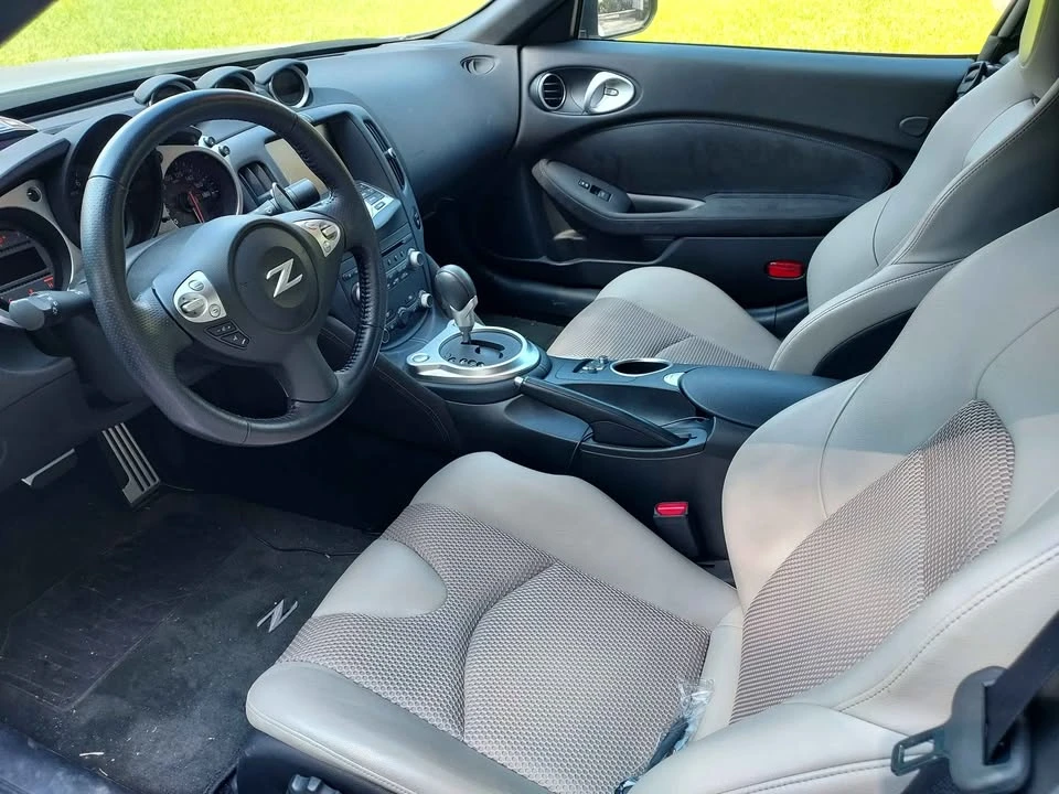 2017 Nissan 370Z 6th Gen - Image 4 of 7