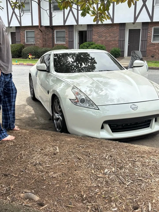 2017 Nissan 370Z 6th Gen - Image 2 of 7