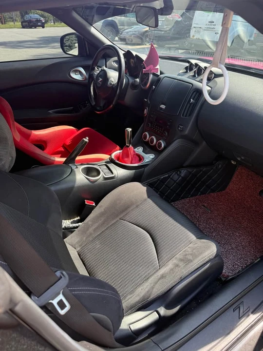 2017 Nissan 370Z 6th Gen - Image 6 of 7