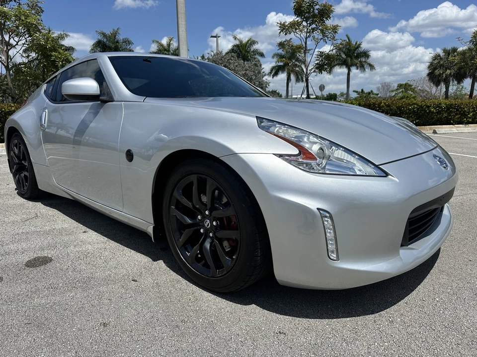 2017 Nissan 370Z 6th Gen - Image 2 of 20
