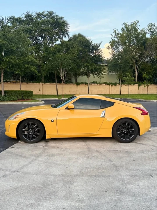 2017 Nissan 370Z 6th Gen - Image 6 of 10