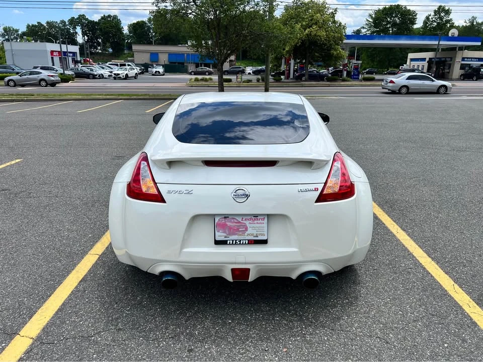 2017 Nissan 370Z 6th Gen - Image 4 of 14