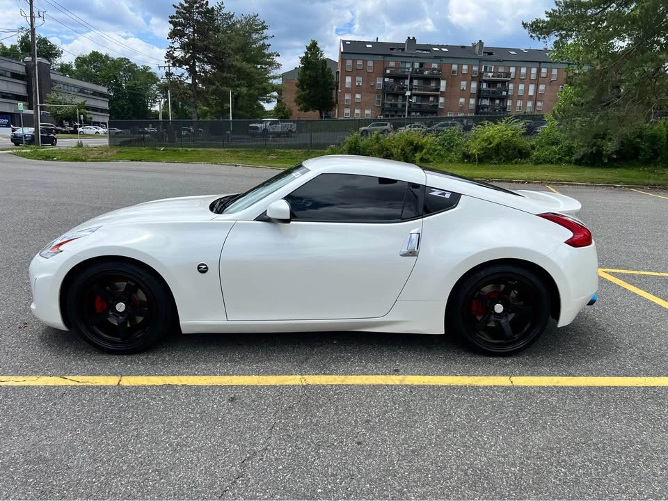 2017 Nissan 370Z 6th Gen - Image 2 of 14