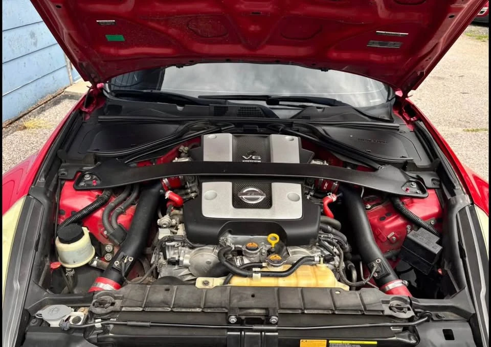 2017 Nissan 370Z 6th Gen - Image 9 of 10