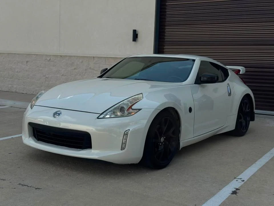 2017 Nissan 370Z 6th Gen - Image 2 of 20