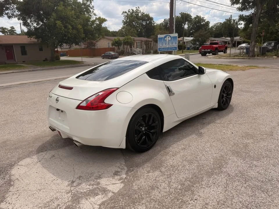 2017 Nissan 370Z 6th Gen - Image 4 of 17