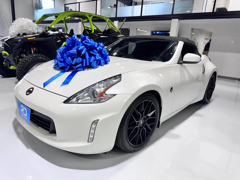 2017 Nissan 370Z 6th Gen - Image 2 of 11