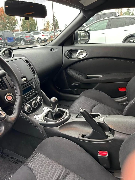 2017 Nissan 370Z 6th Gen - Image 9 of 11
