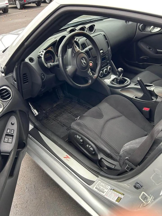2017 Nissan 370Z 6th Gen - Image 6 of 11