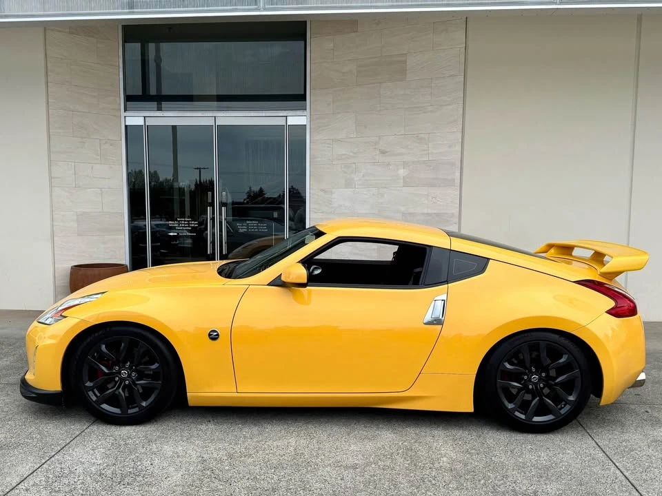2017 Nissan 370Z 6th Gen - Image 2 of 9