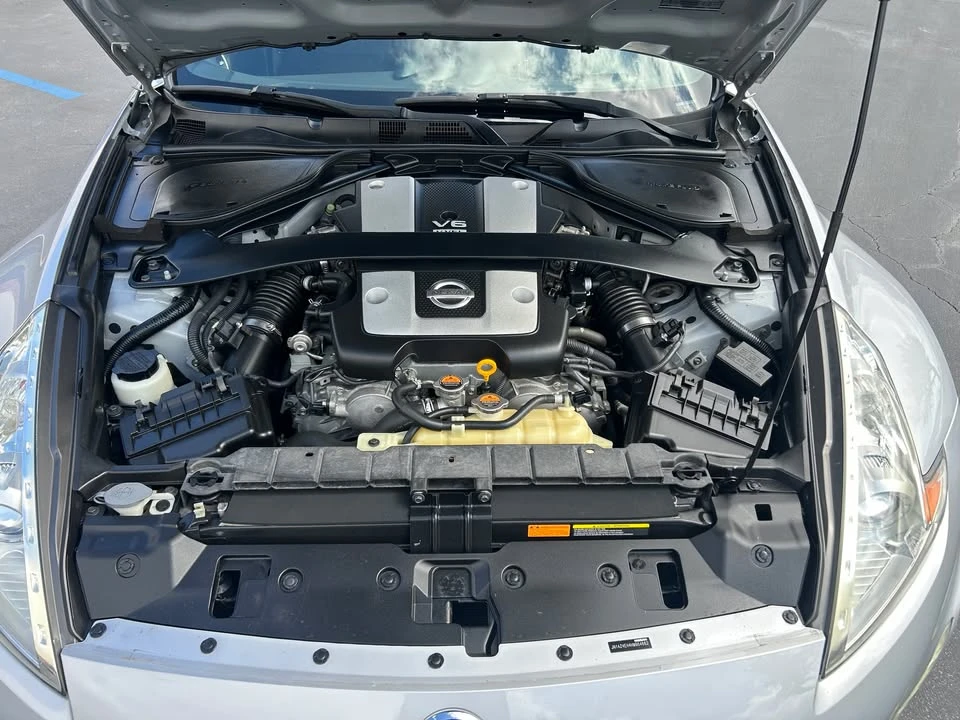 2017 Nissan 370Z 6th Gen - Image 9 of 17