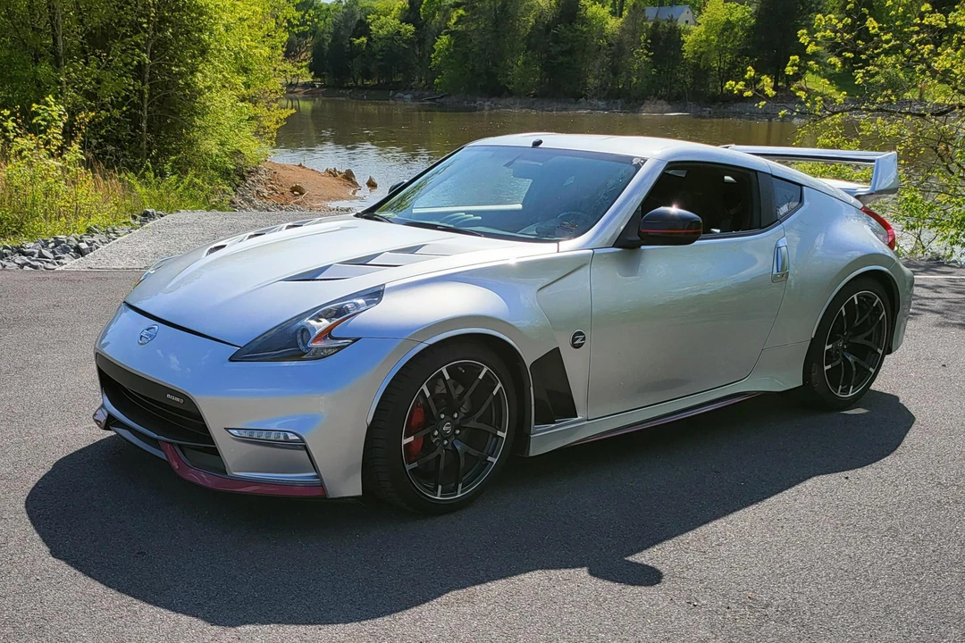 2017 Nissan 370Z 6th Gen - Image 15 of 31