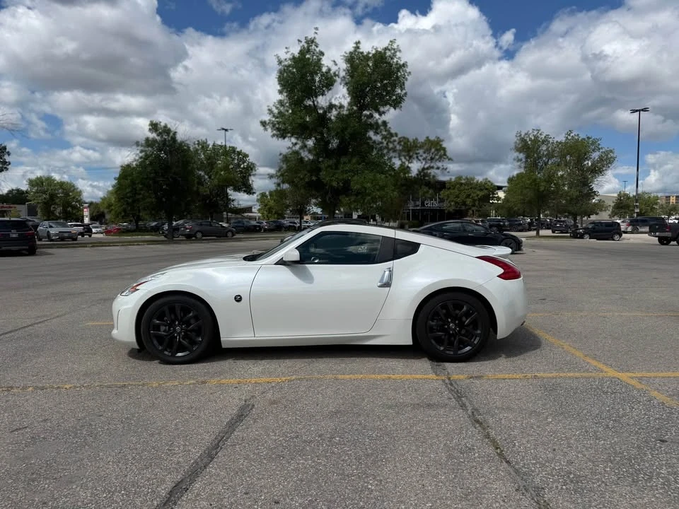 2017 Nissan 370Z 6th Gen - Image 3 of 10