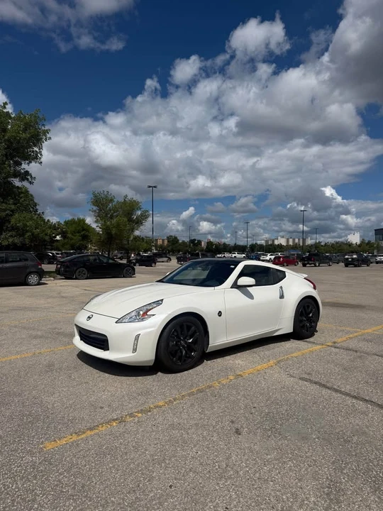 2017 Nissan 370Z 6th Gen - Image 2 of 10